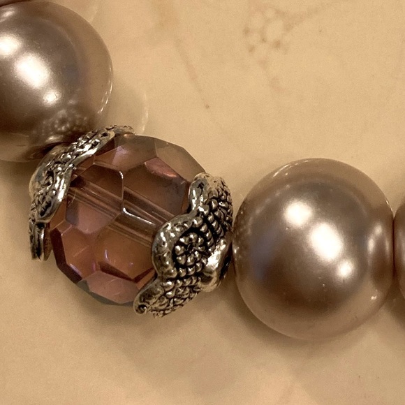 Faux Champagne Pearl & Crystal Stretch Bracelet - Picture 3 of 6